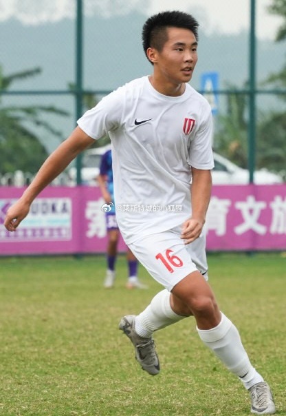 中國職業(yè)賽場首位09后！成都蓉城B隊16歲小將帥惟浩上演生涯首秀