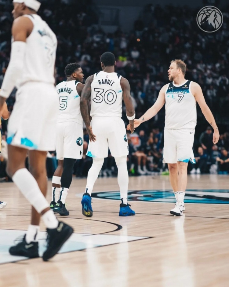 拿0分的NBA首發(fā)，所有人都為他叫好
