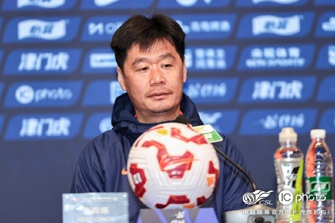 李霄鵬：希望明天比賽能打出一些新的東西，取得一個(gè)好的結(jié)果