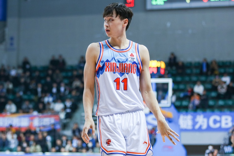 中規(guī)中矩！齊麟8中4拿到15分6籃板 有4失誤&正負(fù)值-10