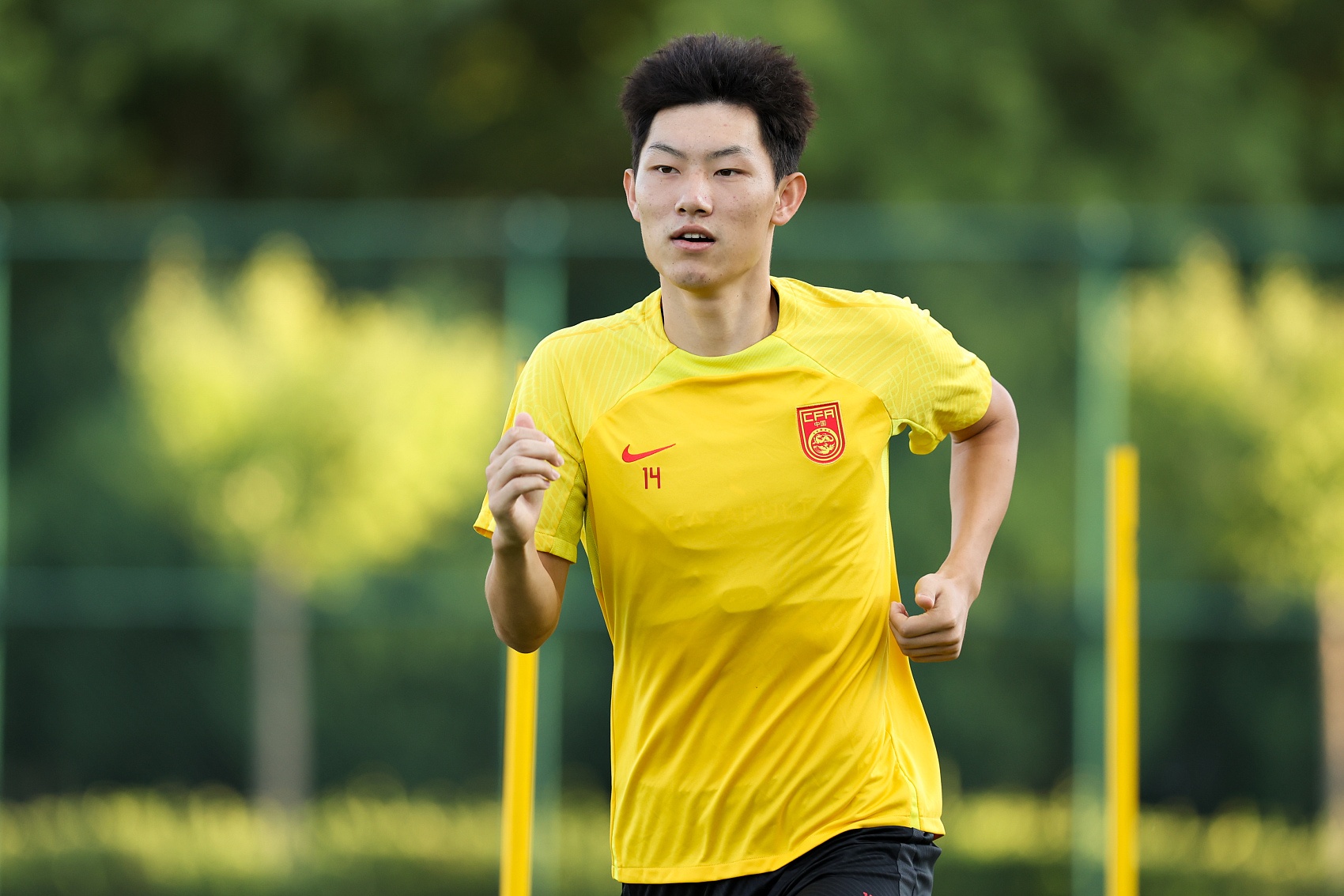 魯媒：泰山隊(duì)抵達(dá)梅州五外援齊整，四名國(guó)腳可出戰(zhàn)史松宸隨隊(duì)