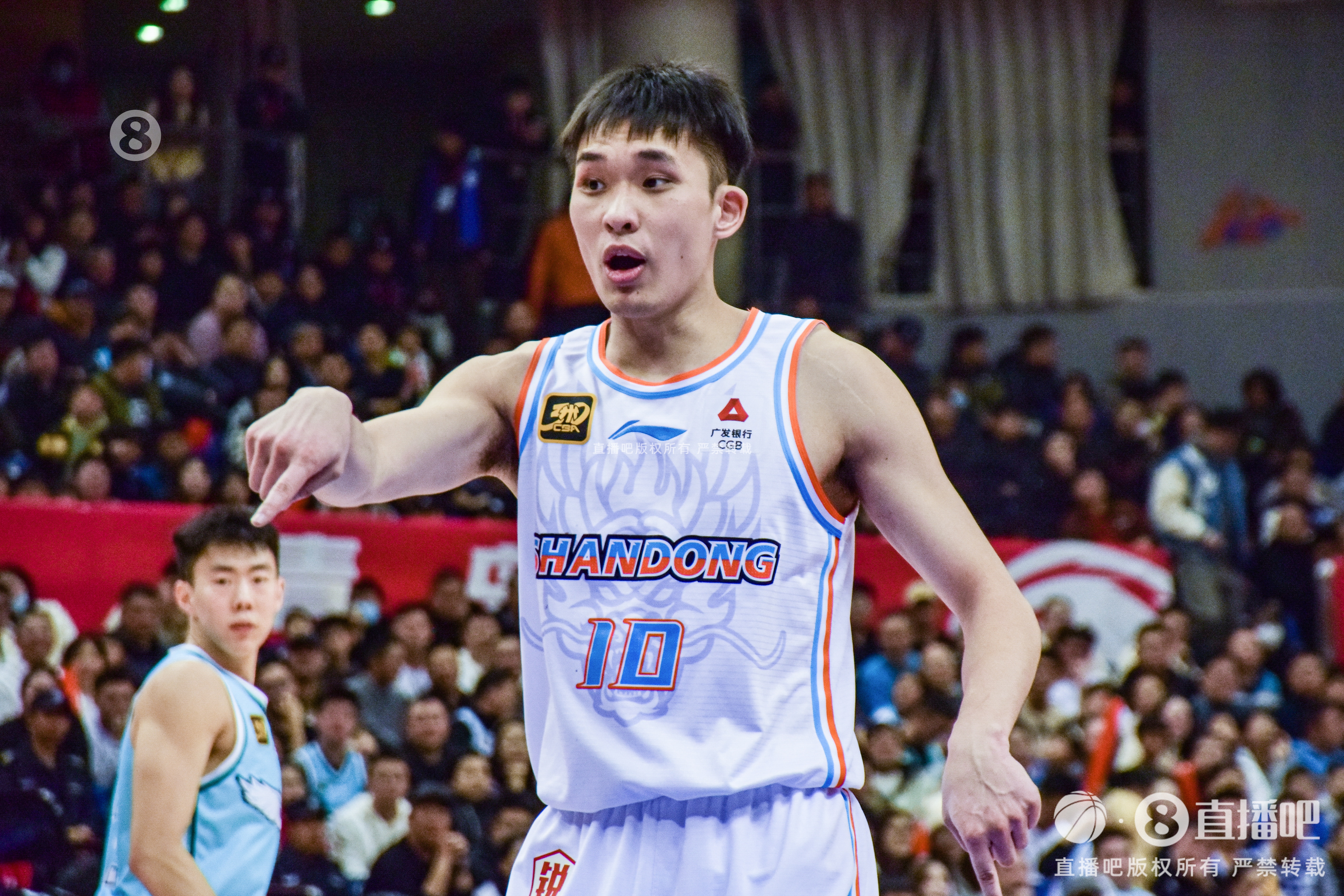 攻防俱佳！狀元秀謝智杰7中5拿到16分3板3助5斷 三分3中3