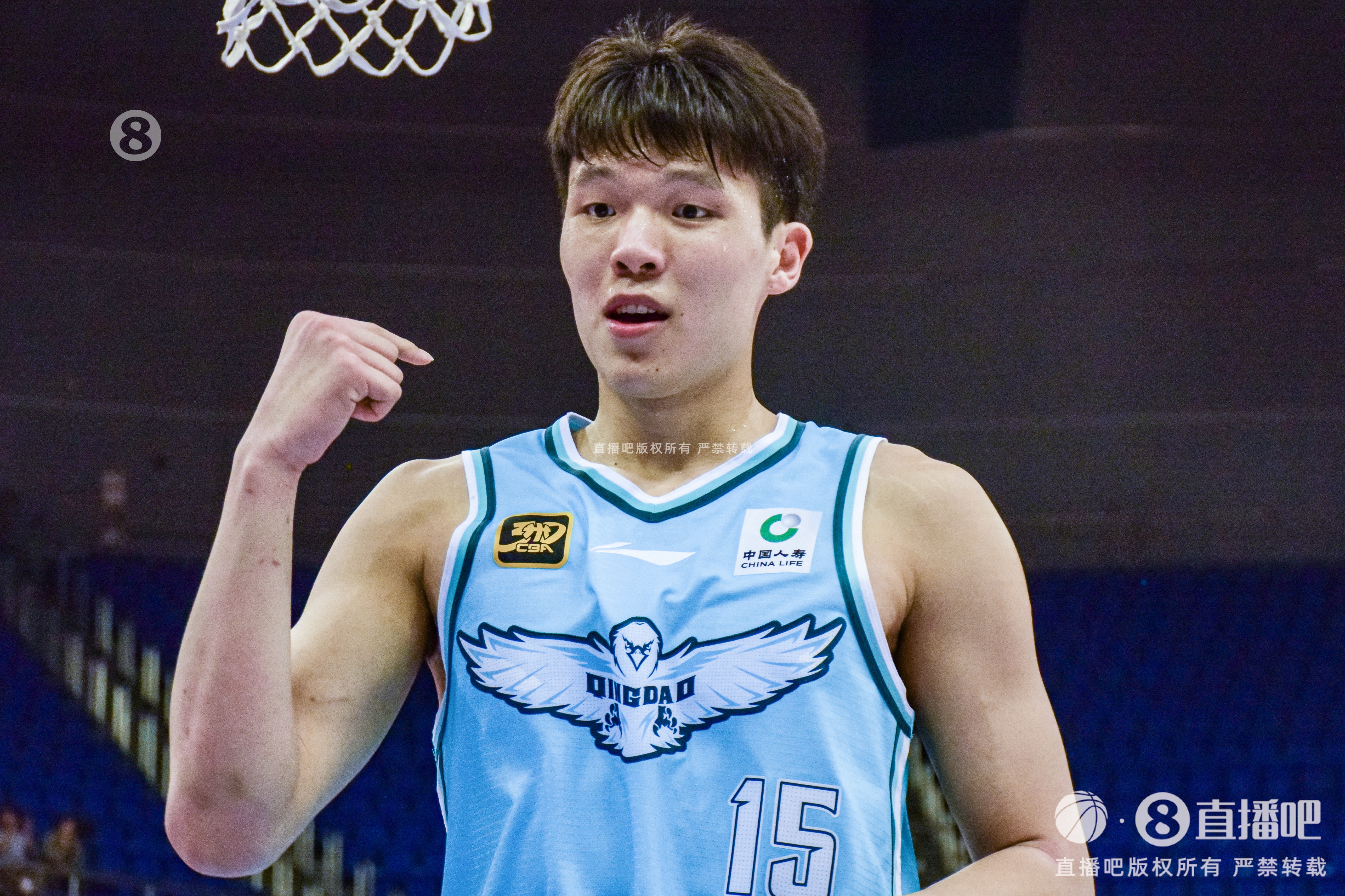 亮點十足！楊瀚森半場7投5中 拿下13分9板2助1斷2帽&正負值+14