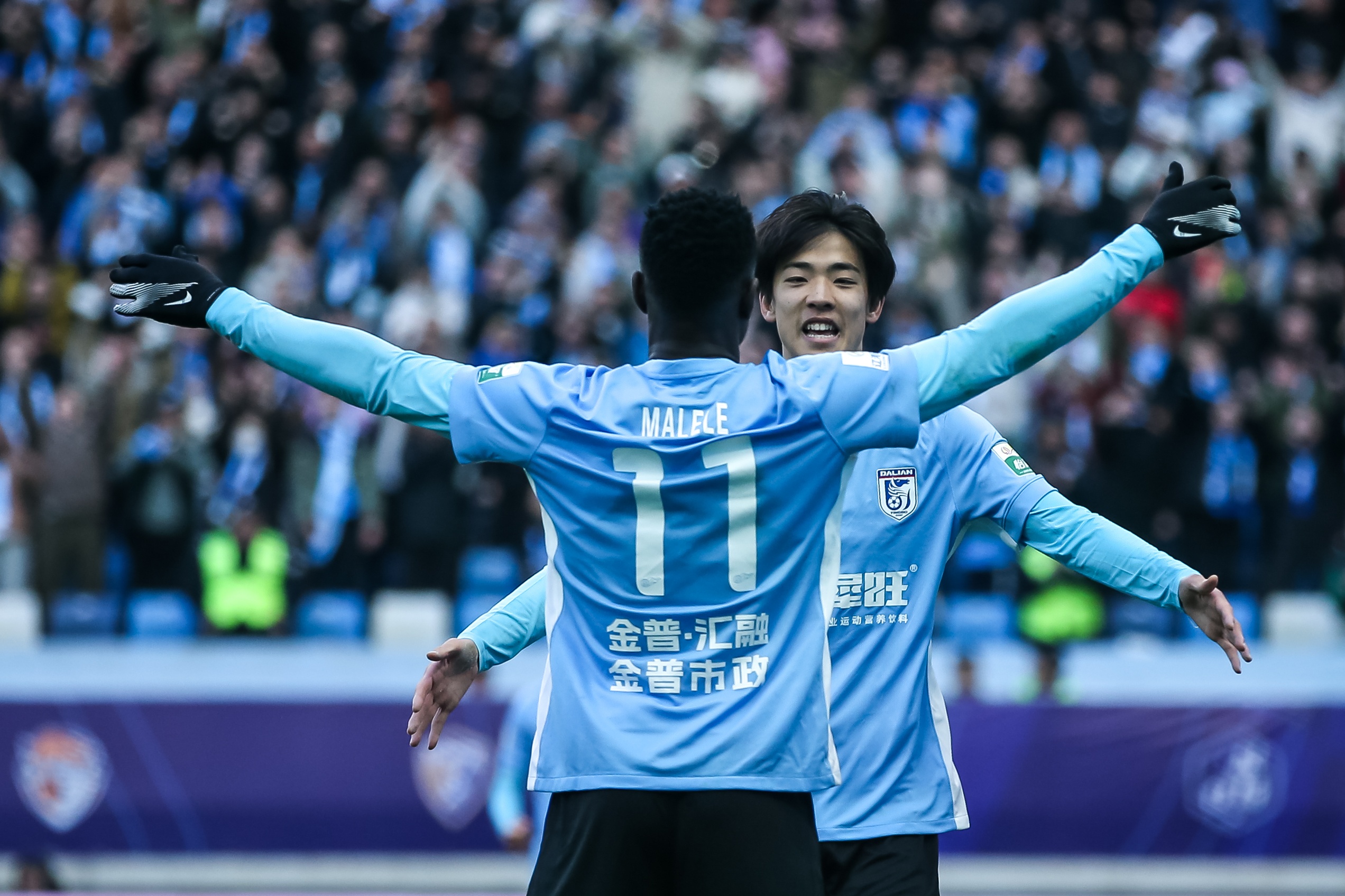 青春風暴刮起來！19歲朱鵬宇&18歲王鈺棟處子球 19歲李新翔1射2傳